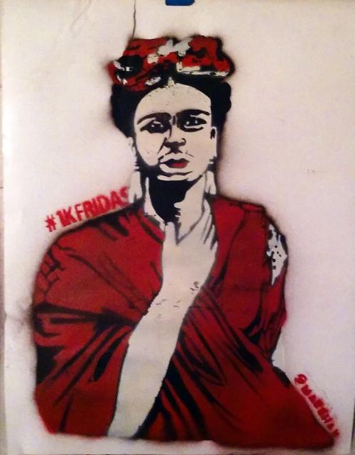 Frida En Rojo (Uno Al Doce) 